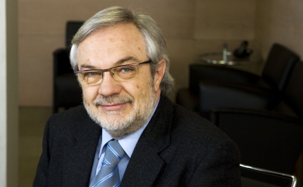 FILÓSOFO JOAN MANOEL DEL POZO ABORDA HUMANISMO NO SÉCULO XXI EM LOULÉ
