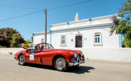 Algarve Classic Cars | Vinte e sete anos num dos maiores eventos de automóveis clássicos de Portugal  1993-2019 