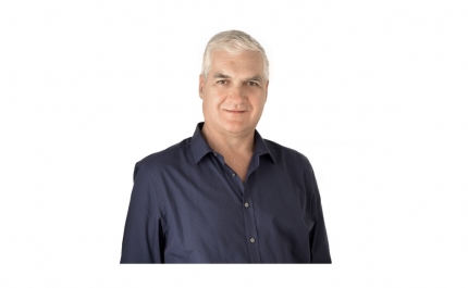 JOÃO VASCONCELOS APRESENTA O SEU PRIMEIRO LIVRO