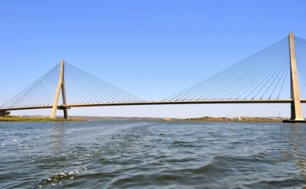 Barco que liga Portugal e Espanha no Algarve ainda funciona sem restrições