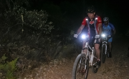  Boliqueime acolheu o segundo passeio de BTT noturno do Club BTT Terra de Loulé