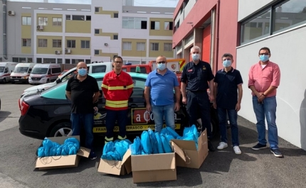 Portimão entrega aos taxistas «kits»  de prevenção à Covid-19 