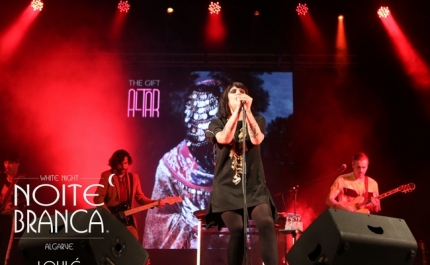 NOITE BRANCA: MAIS DE 80 MIL PESSOAS DESPEDIRAM-SE DO VERÃO ALGARVIO EM LOULÉ COM MUITA ANIMAÇÃO E ORIGINALIDADE