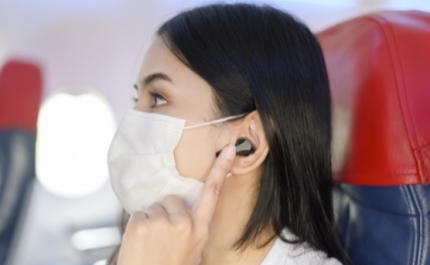 Máscara obrigatória em voos nos EUA até janeiro de 2022
