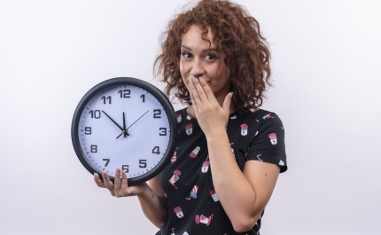 Mudança de hora 2025: quando acertar o relógio para o horário de verão