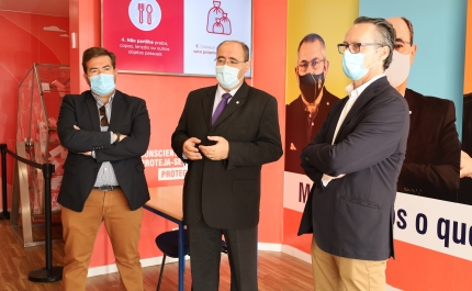 Faro: Gabinete SOS Empresas já está em funcionamento