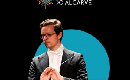 MARTIM SOUSA TAVARES, MAESTRO RUI BAETA, BARÍTONO E ANFITRIÃO  ORQUESTRA DO ALGARVE