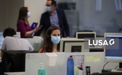 Covid-19: SNS24 ultrapassa recorde semanal de chamadas com mais de 200 mil