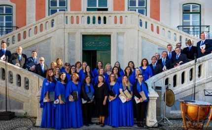 Igreja Matriz de Olhão acolhe Concerto de Natal com o Coro de Santo Amaro de Oeiras