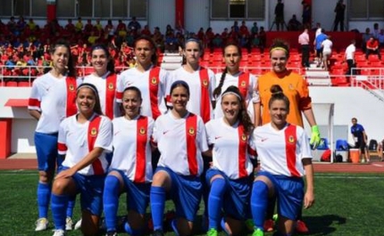 Seleção do Algarve de futebol feminino à beira de alcançar feito histórico