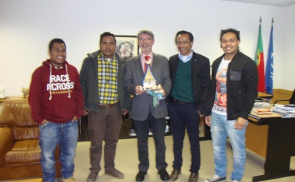 Reitor recebe alunos Timorenses