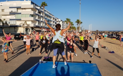 QUARTEIRA | 4.º Zumba Sunset com Bela Pereira no Verão Ativo 24 