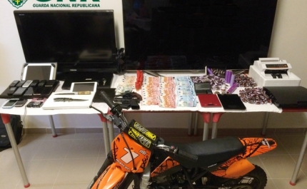 Carvoeiro – Apreensão de quase 3 quilos de haxixe