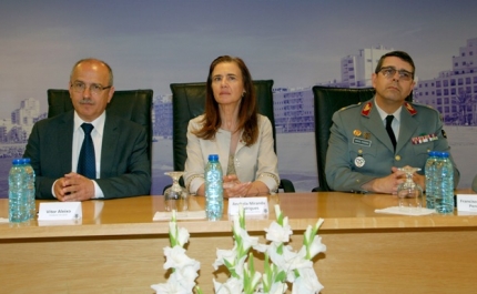 Ministra homologou ontem protocolo para criação de novos edifícios do CDOS e BAL