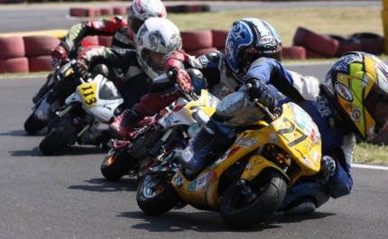 Troféu de MiniGP para jovens dos 11 aos 17 anos