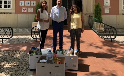 Makro Faro oferece cabazes a Instituto D. Francisco Gomes – Casa dos Rapazes e Refúgio Aboim Ascensão
