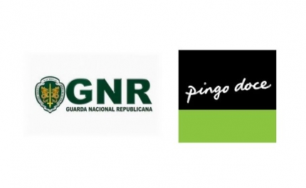 GNR e Pingo Doce distribuíram cabazes de Páscoa a idosos em situação de solidão e/ou isolamento no distrito de Faro