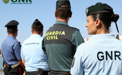 Patrulhamento conjunto com polícias estrangeira