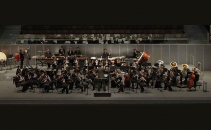 BANDA SINFÓNICA PORTUGUESA NO CINE-TEATRO LOULETANO