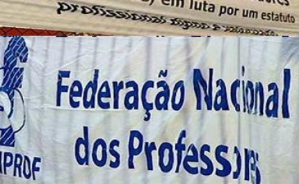 Dia 1 de setembro: FENPROF em contacto com professores desempregados, volta a denunciar os malefícios das políticas do governo