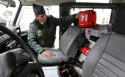 Projeto-piloto no Algarve forma pessoas para usar desfibrilhadores na população