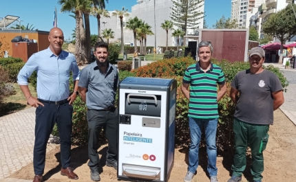 MUNICÍPIO DE SILVES INSTALOU PAPELEIRAS INTELIGENTES EM ARMAÇÃO DE PÊRA