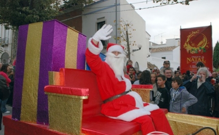 PAI NATAL CHEGA HOJE A LOULÉ PARA ANIMAR A CIDADE 