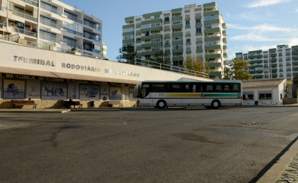Algarve aprova redução de 50% no custo dos passes de transportes públicos