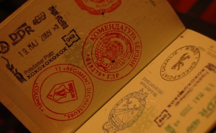 SEF detém estrangeiro por uso de documento falsificado no aeroporto de Faro