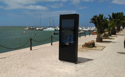 Plataforma digital interativa Tomi chega a Portimão e Olhão