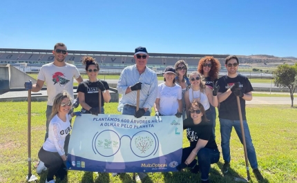 Autódromo Internacional do Algarve e Multiopticas juntam-se em ação de plantação de árvores