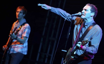 Delfins regressam aos palcos em 2020 e já está confirmado concerto no Algarve