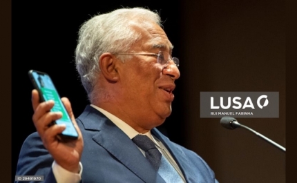 Covid-19: Costa diz que instalar aplicação «Stayaway Covid» é um «dever cívico»