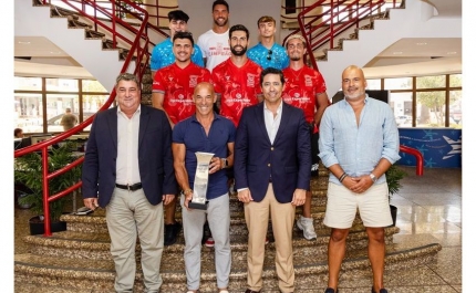 CÂMARA MUNICIPAL DE ALBUFEIRA  CONGRATULA IMORTAL DESPORTIVO CLUBE