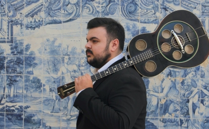 FERNANDO DALCIN TRIO - A Guitarra Tenor Brasileira - 100 anos de História