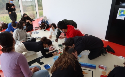 17 500 dias em Democracia celebrados na Escola