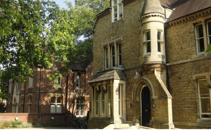 UAlg estabelece parceria com a Oxford Mindfulness Foundation
