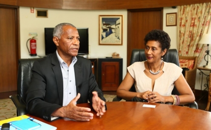 Albufeira e sal  reforçam geminação