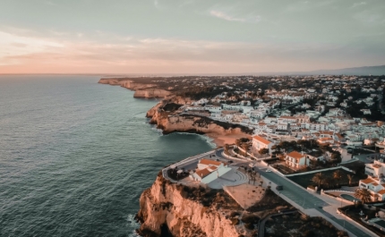 Algarve pretende ser polo para nómadas digitais