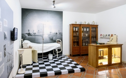 EXPOSIÇÃO SOBRE A SAÚDE EM LOULÉ NO SÉCULO XX DISTINGUIDA PELA ASSOCIAÇÃO PORTUGUESA DE MUSEOLOGIA