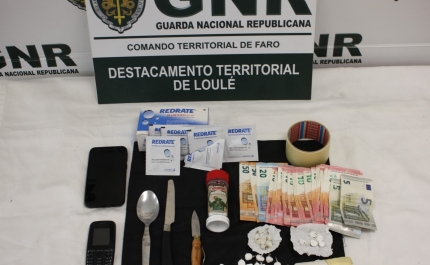 Quarteira | Homem detido em flagrante por tráfico de estupefacientes