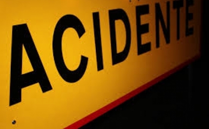 Acidente na A22 junto à fronteira com Espanha causa um ferido grave e dois ligeiros
