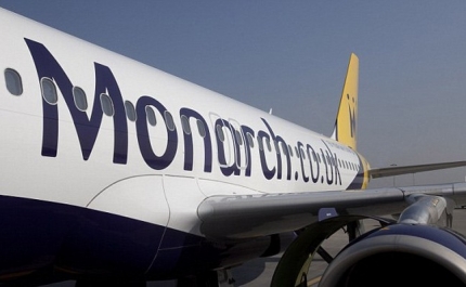 MONARCH CESSA OPERAÇÕES E DEIXA MAIS DE 110 MIL PASSAGEIROS SEM VOO