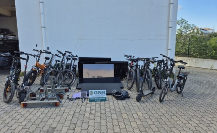 Suspeito de furto de bicicletas detido no Algarve com 80.000 euros em material