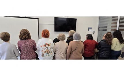 Quarteira: Segundo Atelier de Beleza para seniores promove autoestima e convívio intergeracional 