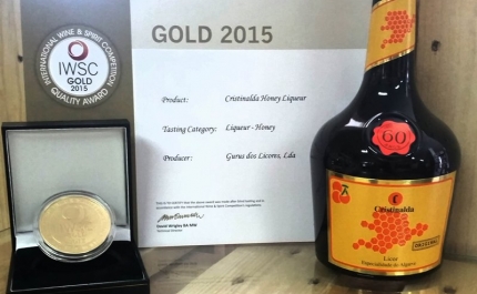 O melhor Licor de Mel do Prestigiado Concurso International Wine and Spirits Competition 2015, em Londres, é do Algarve! 