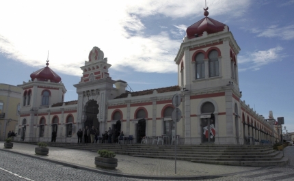ESTABELECIMENTOS EM LOULÉ PODEM ABRIR A PARTIR DAS 07H00 E FECHAR ATÉ ÀS 23H00