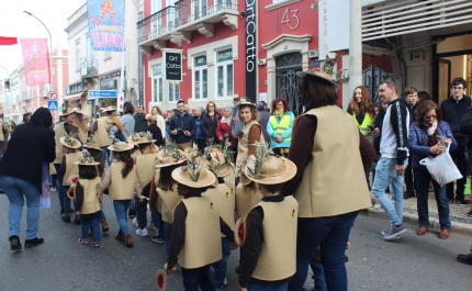 Desfile de Carnaval Infantil de Loulé com várias referências ao Algarvensis [c/fotogaleria]