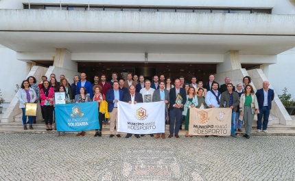 ALGARVE E ALENTEJO ENCHEM O SALÃO NOBRE NA CERIMÓNIA DE ATRIBUIÇÃO DO GALARDÃO «MUNICÍPIO AMIGO DO DESPORTO»