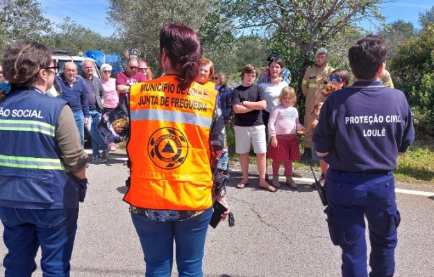 PROTEÇÃO CIVIL DE LOULÉ PROMOVE EXERCÍCIOS «ALDEIA SEGURA, PESSOAS SEGURAS»